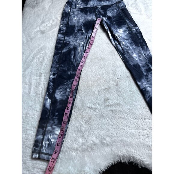 Zyia black white tied dye leggings women size 6-8 - Picture 6 of 7